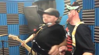 The Packets - Surrounded By Dickheads (Live at Kaos Studios)