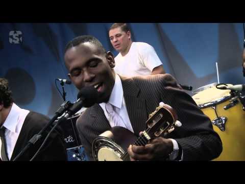 Dose Certa em "Linha de passe" no Estúdio Showlivre 2013