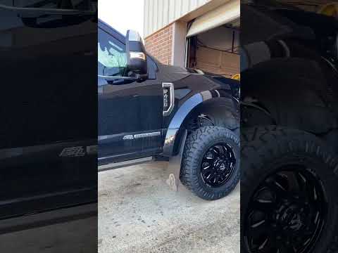 Nitto Ridge Grappler 35’s and 20inch Fuel Forged wheels on our F-450.