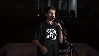 Download lagu Nyoman Paul - Bernafaslah Sejenak (Live from FUTSAL SERIES Grand National Championship) mp3