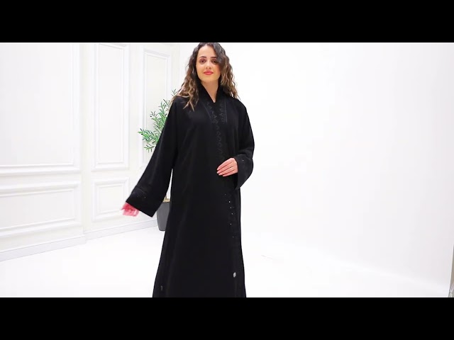 عباية لف مطرزة من الامام والكم 1213001