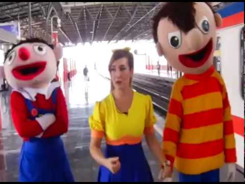 Beto se pierde en el metro - El Show de Bely y Beto