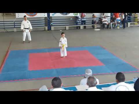 Campeonato de karatê, apresentação do 3 kata faixa amarela, meu filhão Arthur.