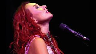 Tori Amos - improv - Liquid Diamonds 2005-08-30 Cleveland