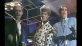 Darts - The Boy from New York City