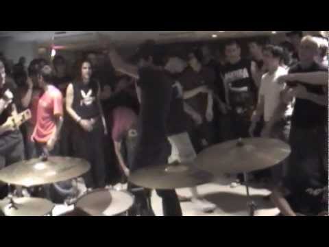 Every Time I Die live at Robot Mosh Fest in Milwaukee, WI - 07.26.02