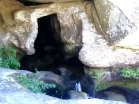 A CANTARA DA MOURA (A VEIGA - OURENSE)