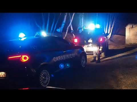 Stornara sotto choc, gemelli picchiati selvaggiamente nella piazza centrale