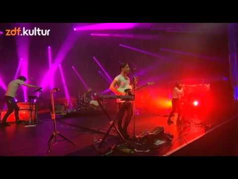 The Naked And Famous - 06 - Frayed (MELT! 2011)