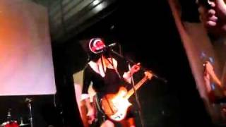 The Muffs &quot;Ethyl my love&quot; live @Bitte (Mi) 02-10-2010