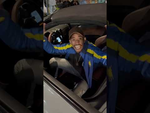 elas pensando que o falso Raul tava de apé @Buzeira @Buzeira.067