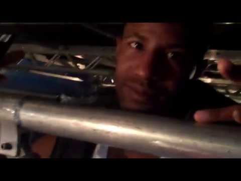JLS Choreographer, Leon Petit - what goes on under the stage. JLS SummerTour