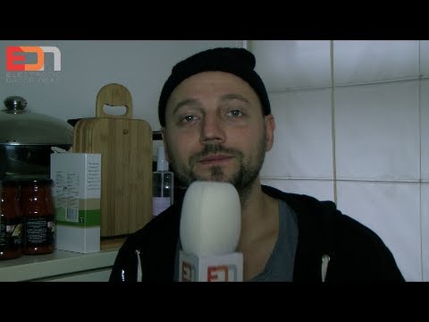 Festivalchart Award 2013 handed out by Baggi Begovic (EDN Headlines)