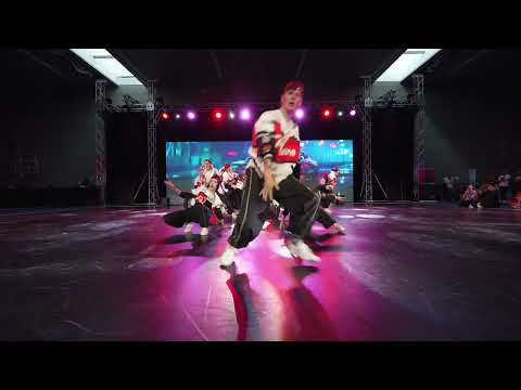 [2nd Place] STK Gebert - Out of the garage