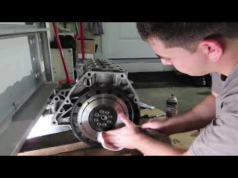 Installing Action’s Twin Disk Clutch! La Fea's New Clutch