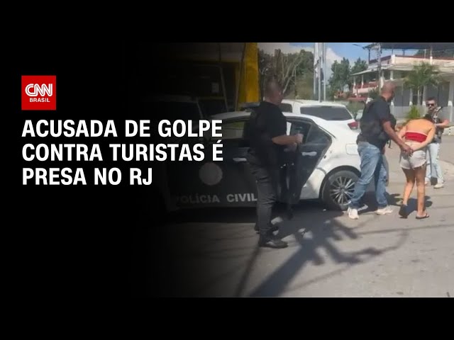 Homem vende biscoito e biquíni por R$ 1 mil para turista e é preso no Rio