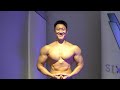 여자친구 앞에서 다 벗고 태닝하는 헬친놈