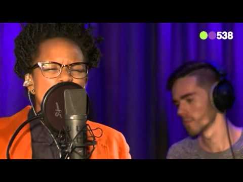Shary-An - Easy Go (Live bij de Frank en Vrijdagshow)