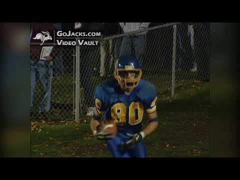 Nelson Scrambles, Finds Davis For Score