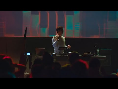 Johnny Free D - NICE UP (Live Dubwize)