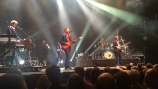 Level 42 - Hot Water (Sons and Daughters) - Live @ 013 Tilburg 20161108