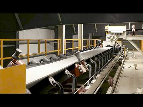 Reversible Shuttle Belt Conveyor for Bulk Material Discharge