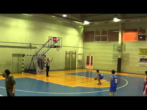 BC SPIKE - BC SLAM 49-44 sfertul 1