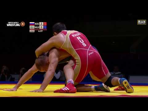 GR FINAL 66kg: Yury Denisov (RUS) 2-0 Aleksandar Maksimovic (SRB)