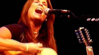 Terri Clark &quot;Walkin&#39; After Midnight&quot; Live @ Whitaker Center, Harrisburg, PA, 10/29/10