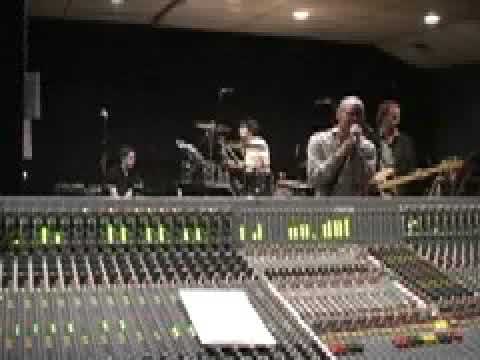 R.E.M. 2001-04-24 - Studio 1, John Henry's, London, England (Rehearsal for promotional performances)