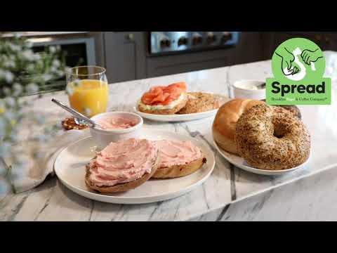 Distribuído por Brooklyn Bagel & Coffee Company