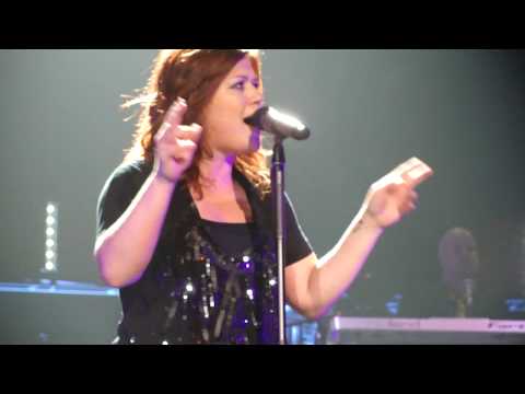 Kelly Clarkson - Never Again  - New Orleans - 12/13/09 - Live