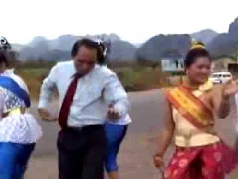 Lao lum song  -  Mon Huk Sao Phou Thai ( pa khor yai )  Siengsavanh