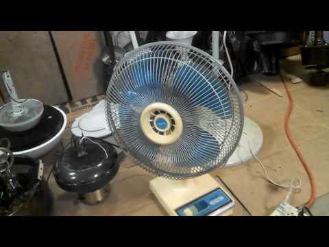 Portland desk fan, 4 blue plastic blades