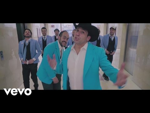 Agrupación Cariño - Tus Besos ft. Bobby Pulido