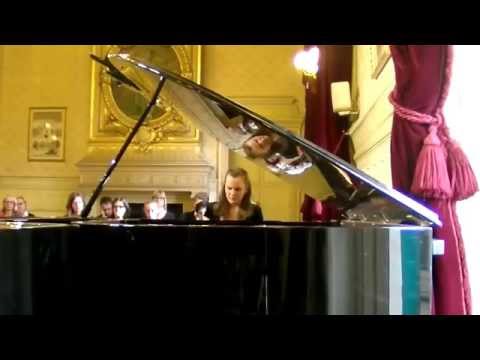 Nikolai Medtner: Fairy Tale in b-moll (op. 20 No. 1) - Polina Rendak