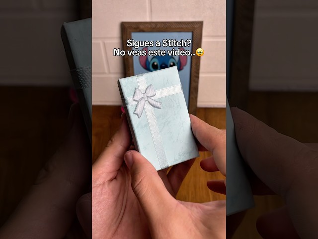 Vídeo relacionado con Disney Collar Stitch de Punto para Mujer, Chapado en oro de 18 quilates, con Colgante Esmaltado y cristal azul, 45cm