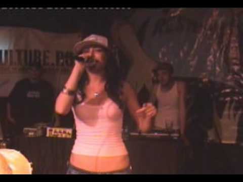 Gani freestyle @ Ultimatum pentru Artă 2007 (acappella din piesa "De acasă")