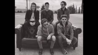 Dvicio - Idiota Lyrics/Letra