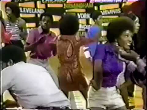 The Soul Train Gang 1971 | Issac Hayes - Do Your Thing