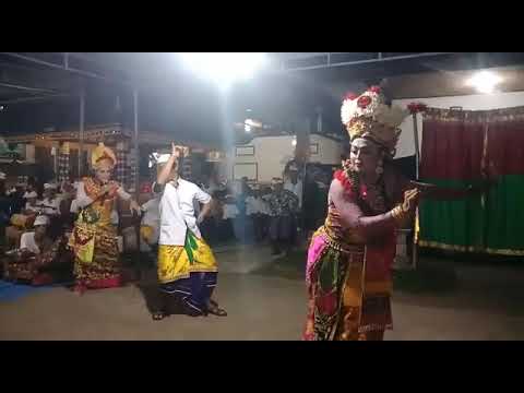 NGAKAK ....JOGED JOGEDAN