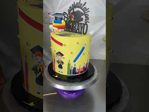 EASIER WAY TO MAKE A WHIPPED CREAM GRADUATION CAKE