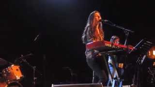 Julia Holter "Feel You" @ Brotfabrik Frankfurt