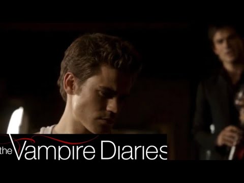 TVD 1x04 - Stefan tried to Spike Damon with Vervain / Elena takes the Watch off Jeremy