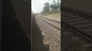 Download lagu Train making a 'U' turn. mr.indian genius mp3