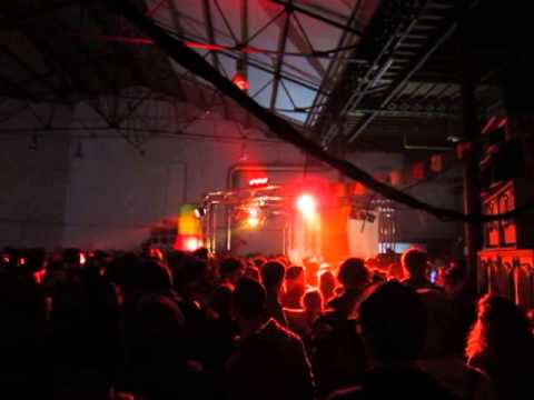 REGGAEBUS MIGHTY MASSA part 2