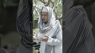 Download lagu sekarang tau kan kenapa banyak yg mengagumi Habib Alwi Assegaf ❤️👳‍♀️💫 mp3