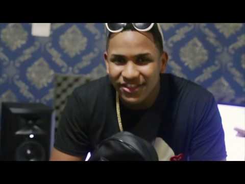 AKA CASTRO X Pury 37 - Voy Pa Alante  (Video Oficial)