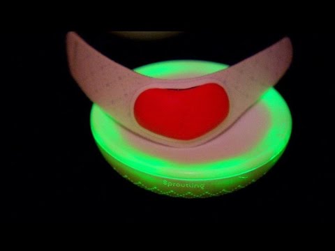 CNET News - Wearable baby monitor predicts a baby's sleep pattern