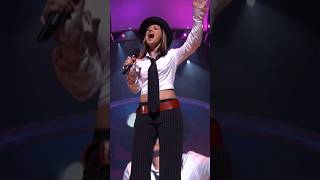 Kelly Clarkson Sings Natural Woman on American Idol #arethafranklin